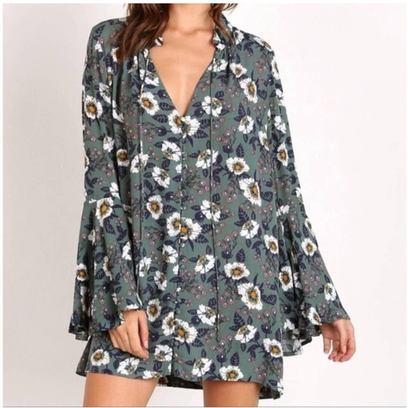 Free People Tops - Free People Magic Mystery Sage Floral Tunic Top